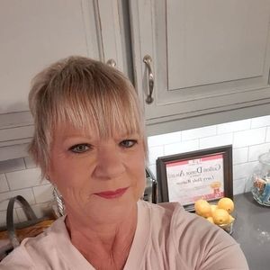 Meet your Posher, Teresa